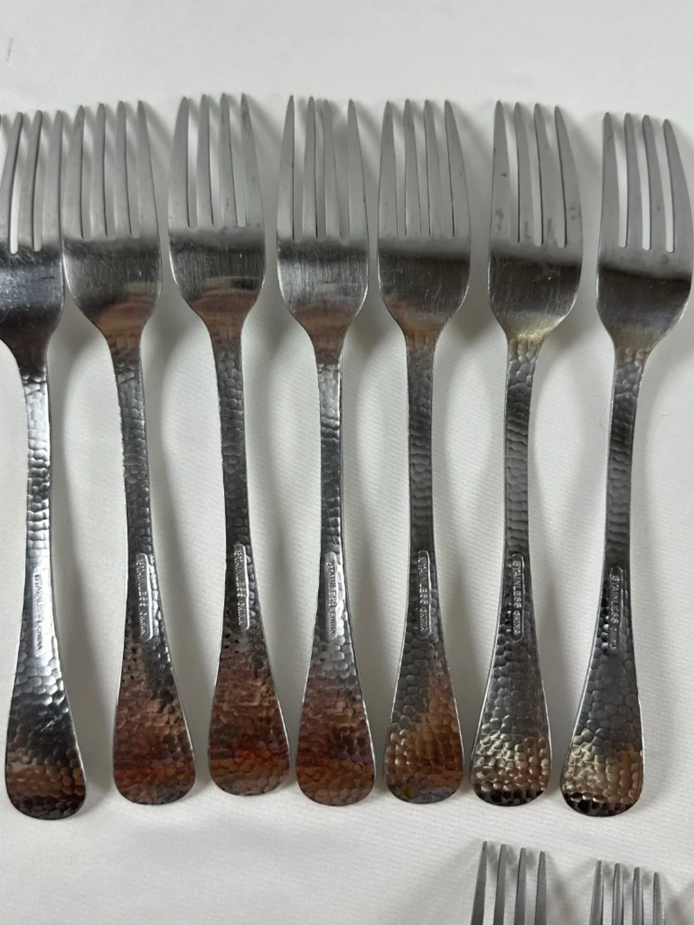 Stainless China Flatware, 17 Piece, Hammered Silver Pattern, Dinner, Salad, Soup